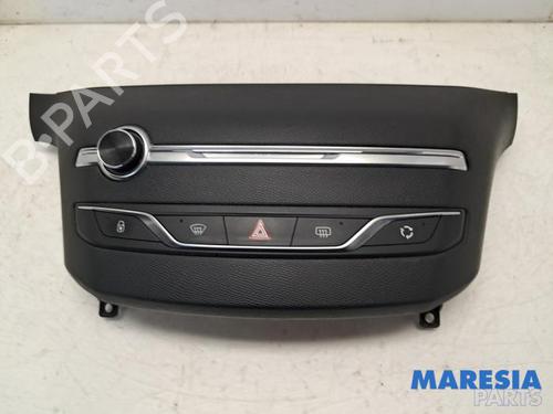 Used Switch Switch PEUGEOT 308 SW II (LC_, LJ_, LR_, LX_, L4_) 1.6 BlueHDi 120 (120 hp) 31424375 31424375