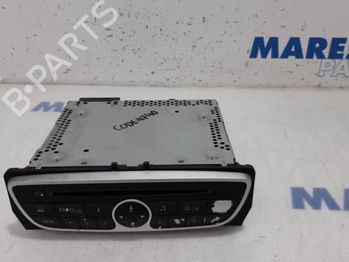 Used Radio RENAULT SCÉNIC III (JZ0/1_) 1.5 dCi (106 hp) 31388896