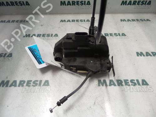 Used Electronic module RENAULT MEGANE II Estate (KM0/1_) 2.0 (135 hp) 31529821
