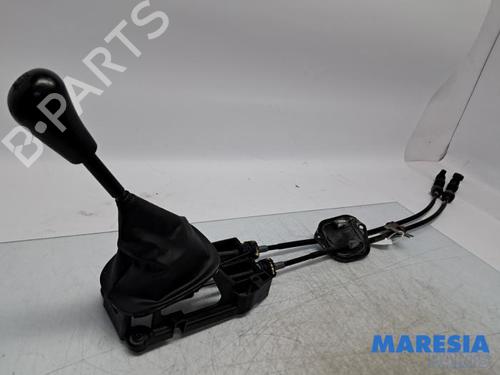 Used Gear lever Gear lever PEUGEOT 107 (PM_, PN_) 1.0 (68 hp) 33296547 33296547