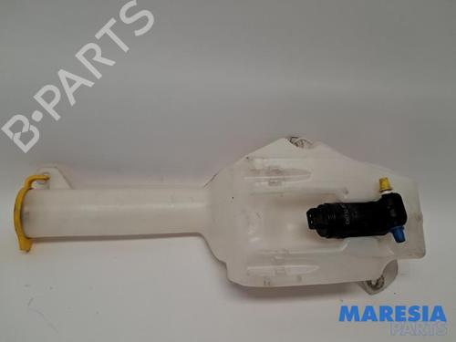 Used Windscreen washer tank Windscreen washer tank FIAT 500e (332_) Elektro 3+1 (FA1) (118 hp) 36280629 36280629