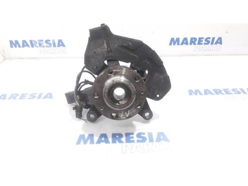 Used Left front steering knuckle PEUGEOT EXPERT Van (VF3A_, VF3U_, VF3X_) 2.0 HDi 120 (120 hp) 31454582