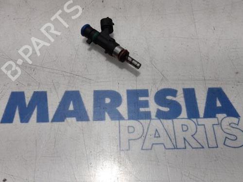 injector-renault-clio-iv-bh_-2012-2013-2014-2015-2016-2017-2018-2019-2020-2021-31391811 main image