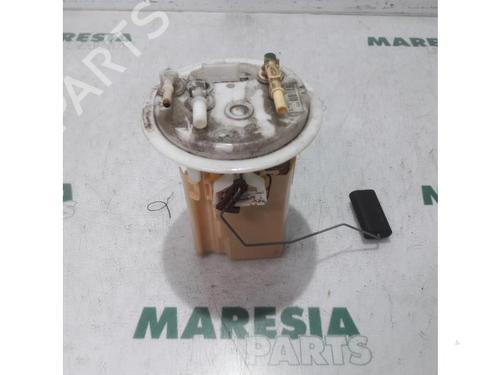 Used Fuel pump CITROËN C6 (TD_) 3.0 HDi (241 hp) 31515833