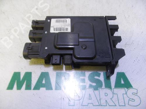 Used Control unit RENAULT GRAND SCÉNIC III (JZ0/1_) 1.5 dCi (JZ09, JZ0D, JZ10, JZ14, JZ1G, JZ29, JZ2C) (110 hp) 31523752