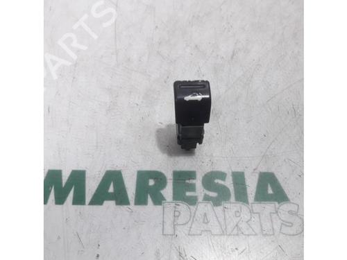 Used Switch PEUGEOT 206 CC (2D) 1.6 16V (2DNFUF, 2DNFUR) (109 hp) 31385859