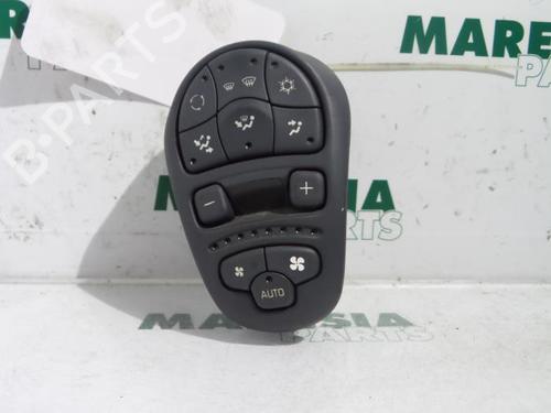 Used Climate control RENAULT ESPACE III (JE0_) 2.0 16V (JE0N, JE0L, JE02) (140 hp) 31424007