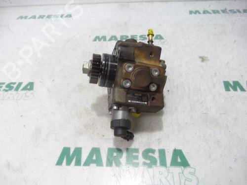 Used Fuel pump RENAULT MASTER III Van (FV) 2.3 dCi 100 FWD (FV0A, FV0B, FV0G, FV0K, FV0H) (101 hp) 31489065