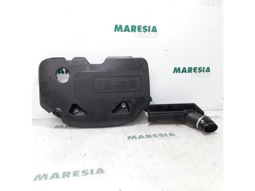 Used Air filter box FIAT PUNTO (199_) 0.9 (101 hp) 31517462