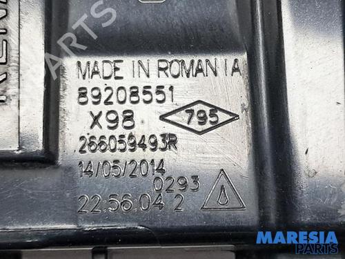 Right daytime light RENAULT CLIO IV Grandtour (KH_) 1.2 TCe 120 (KHM0) | BP31470683C103