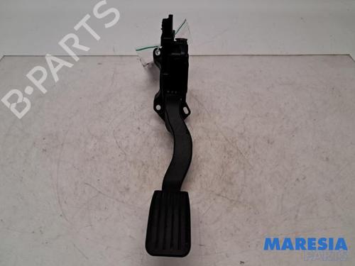 pedal-citroen-c4-cactus-2014-31495073 main image