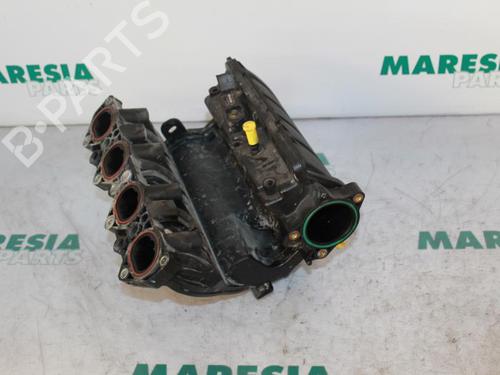 Used Injection rail CITROËN XSARA (N1) 1.6 16V (109 hp) 31454508