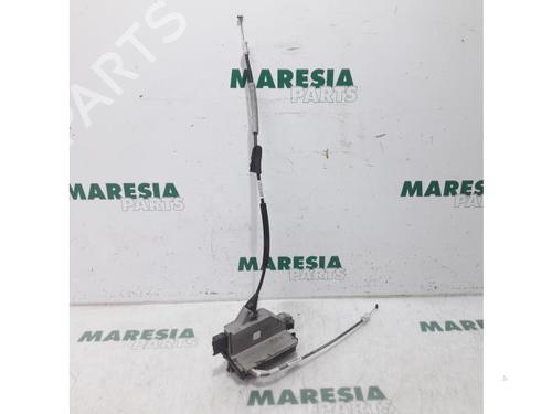 electronic-module-citroen-ds5-2011-2012-2013-2014-2015-2016-31398105 main image