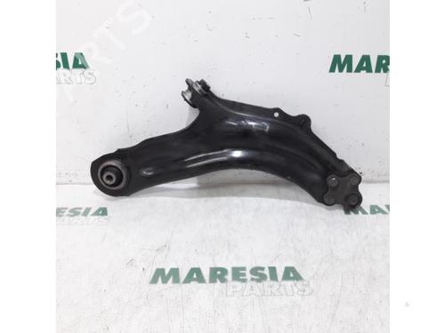Used Left front suspension arm RENAULT KANGOO Express (FW0/1_) 1.5 dCi 75 (FW07, FW10, FW04) (75 hp) 31449948