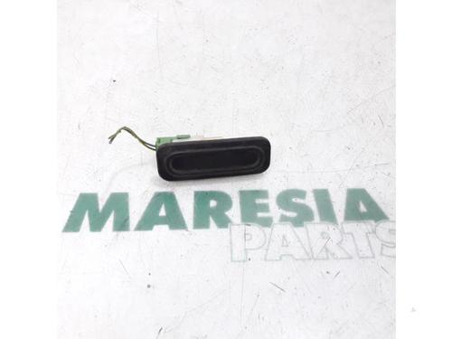 Used Switch CITROËN C6 (TD_) 2.7 HDi (204 hp) 31508050