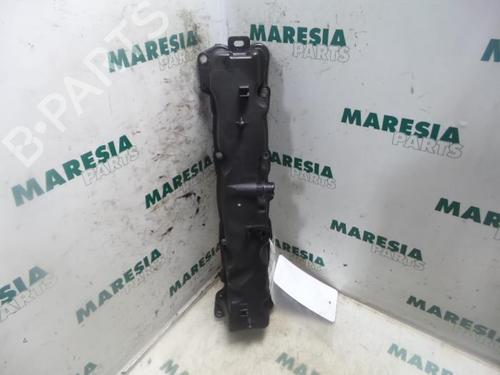 Used Valve cover CITROËN C4 Coupe (LA_) 1.4 16V (88 hp) 31427331