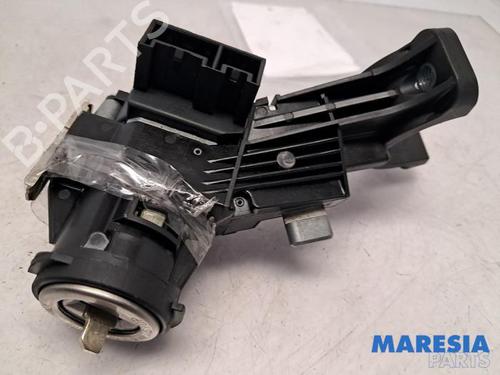 Used Ignition barrel ALFA ROMEO MITO (955_) 1.4 (955AXB1B, 955.AXF1B) (95 hp) 31425160
