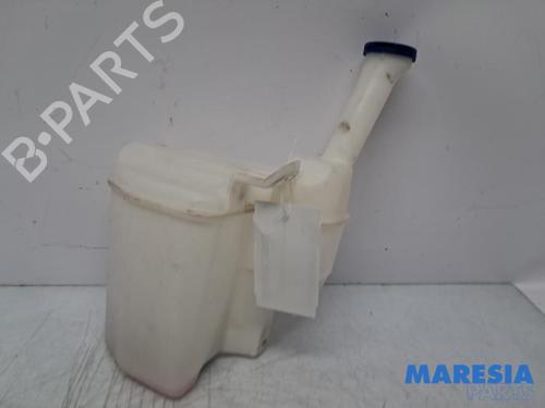 Used Windscreen washer tank Windscreen washer tank PEUGEOT 107 (PM_, PN_) 1.0 (68 hp) 33296325 33296325