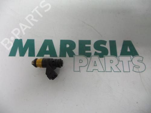 Used Injector Injector RENAULT CLIO II (BB_, CB_) 1.6 16V (BB01, BB0H, BB0T, BB14, BB1D, BB1R, BB2KL, BB3G... (107 hp) 31388542 31388542