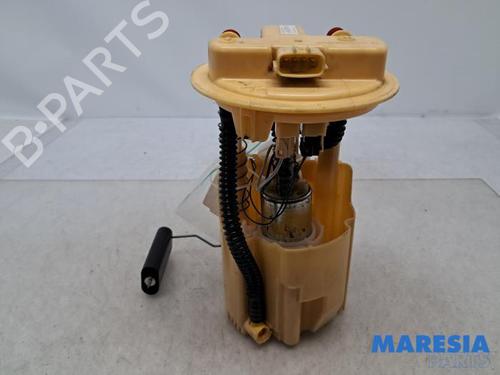 Used Fuel pump RENAULT CLIO IV Grandtour (KH_) 1.5 dCi 90 (KHN3, KHN4) (90 hp) 31473960