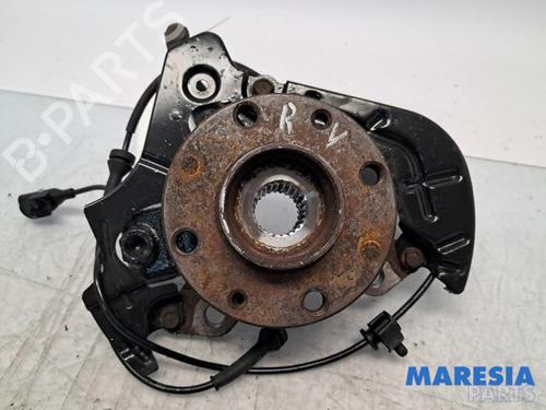 Used Right front steering knuckle Right front steering knuckle FIAT 500 C (312_) 0.9 (312AG1A) (86 hp) 33803031 33803031