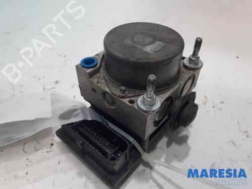 Used ABS pump FIAT 500 (312_) 0.9 (312AXG1A, 312.AXG11) (86 hp) 31471575