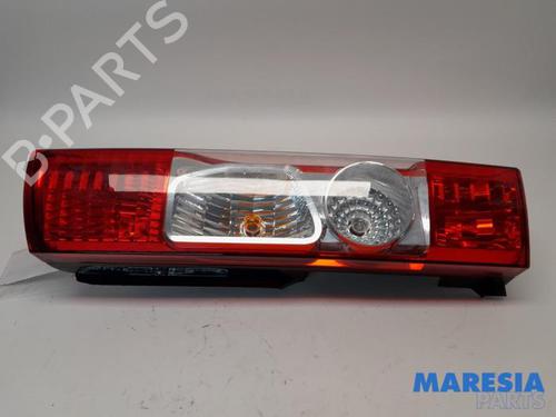 Used Right taillight FIAT DUCATO Van (250_) 120 Multijet 2,3 D (120 hp) 31517290