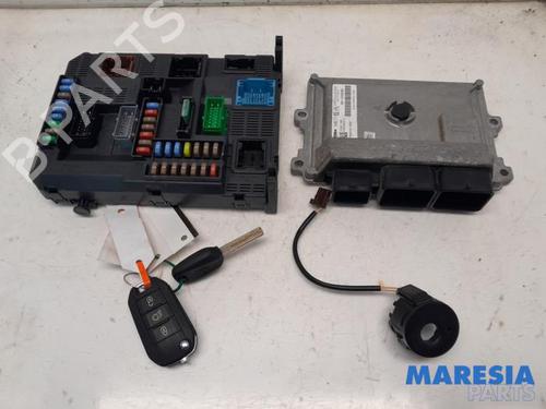 Used Engine control unit (ECU) PEUGEOT 208 I (CA_, CC_) 1.2 VTI 82 (82 hp) 31399102