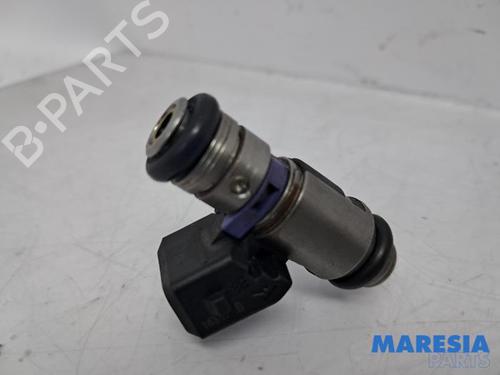 Used Injector FIAT 500 (312_) 0.9 (312AXP1A) (60 hp) 31429793