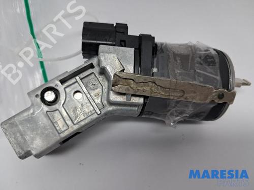 Used Ignition barrel PEUGEOT 308 SW II (LC_, LJ_, LR_, LX_, L4_) 1.6 BlueHDi 120 (120 hp) 31395614