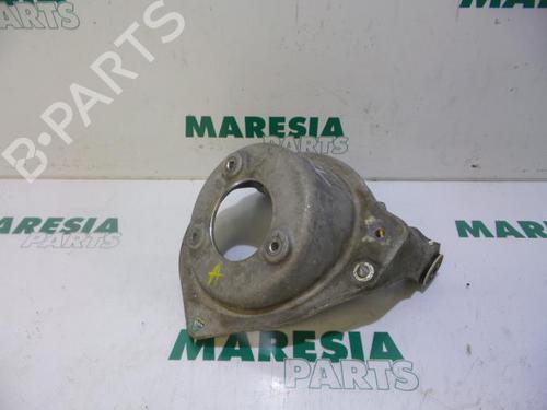 Used Right front suspension arm PEUGEOT 407 SW (6E_, 6D_) 2.0 HDi 135 (136 hp) 31430332
