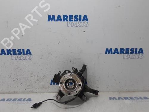 Used Right front steering knuckle RENAULT CAPTUR I (J5_, H5_) 1.2 TCe 120 (120 hp) 31506089