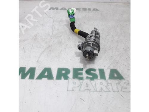 Ignition barrel PEUGEOT 607 (9D, 9U) 2.2 HDi | BP31512044M48
