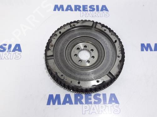 Used Flywheel RENAULT MEGANE III Grandtour (KZ0/1) 1.5 dCi (KZ0C, KZ1A) (90 hp) 31499579