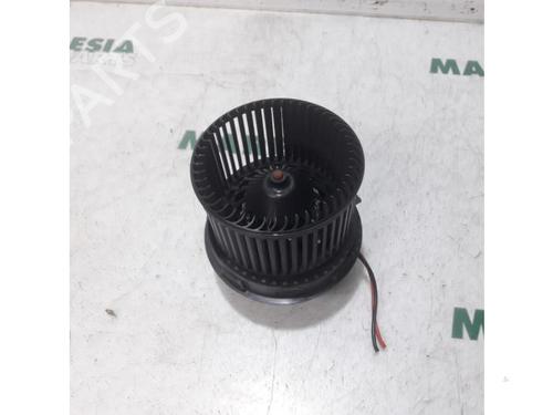 Used Heater blower motor PEUGEOT 207 (WA_, WC_) 1.6 16V VTi (120 hp) 31520915