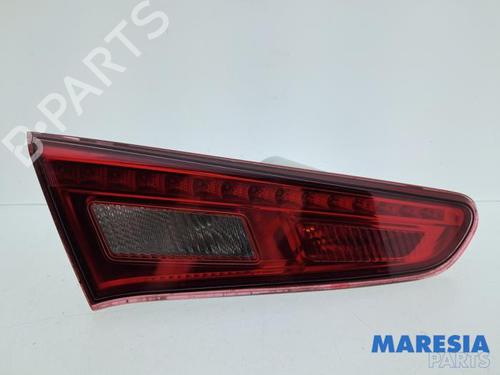 Used Left taillight Left taillight 37992371 37992371