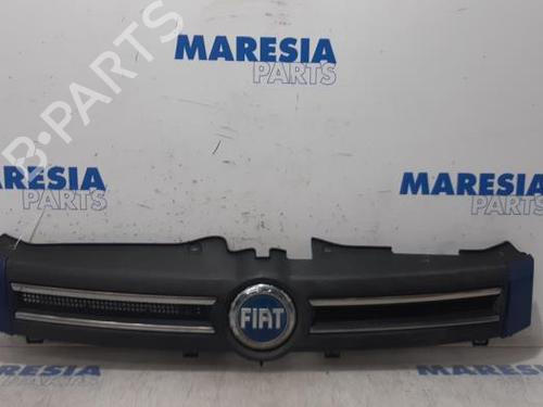 Grill FIAT PANDA (169_) 1.2 (169.AXB11, 169.AXB1A) (60 hp) 31404186