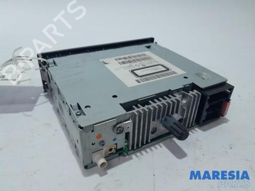 Radio RENAULT TWINGO II (CN0_) 1.2 16V (CN0K, CN0V, CN0A) | BP31495735E6