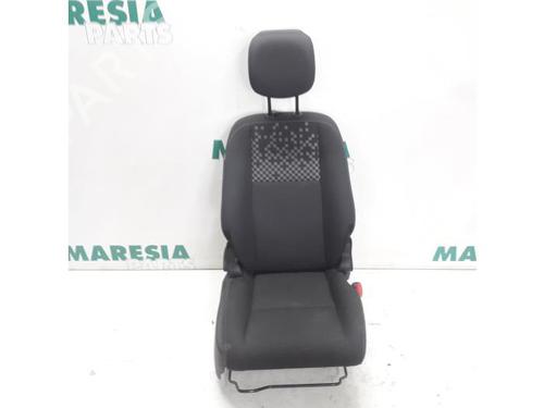 Used Right front seat RENAULT MEGANE III Grandtour (KZ0/1) 1.5 dCi (KZ09, KZ0D, KZ1G, KZ29, KZ14, KZ1W, KZ10, KZ1F,... (110 hp) 31429064