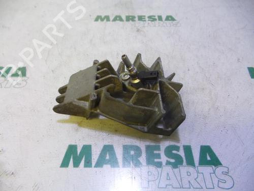 Used Injector RENAULT TWINGO II (CN0_) 1.5 dCi 90 (86 hp) 31413580