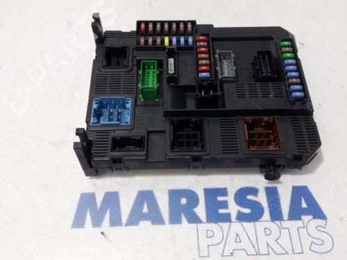 Used Fuse box PEUGEOT 208 I (CA_, CC_) 1.2 VTI 82 (82 hp) 31432398