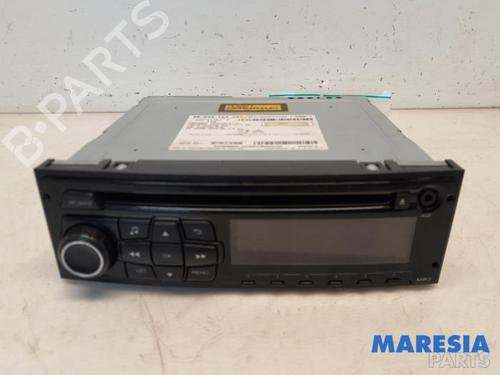 Used Radio PEUGEOT 208 I (CA_, CC_) 1.0 VTi (68 hp) 31422515