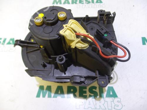 Used Heater blower motor PEUGEOT EXPERT Van (VF3A_, VF3U_, VF3X_) 2.0 HDi 140 (136 hp) 31491316
