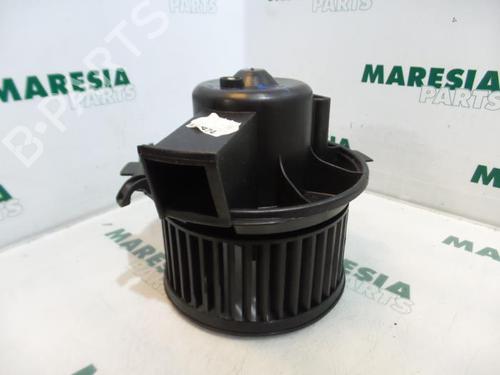 Used Heater blower motor PEUGEOT 206 Hatchback (2A/C) 1.4 i (75 hp) 31419663
