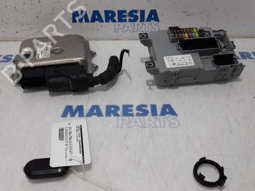 Used Engine control unit (ECU) FIAT DOBLO Cargo (263_) 1.3 D Multijet (90 hp) 31525810