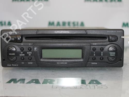 radio-renault-scenic-ii-jm01_-2003-2004-2005-2006-2007-2008-2009-2010-31434745 main image