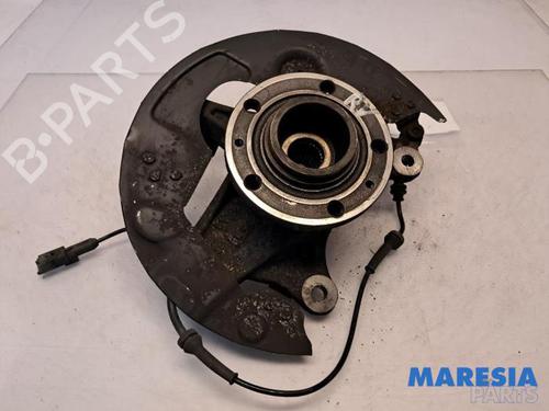 Used Right front steering knuckle Right front steering knuckle CITROËN C4 Picasso II 1.6 HDi / BlueHDi 115 (115 hp) 31393533 31393533