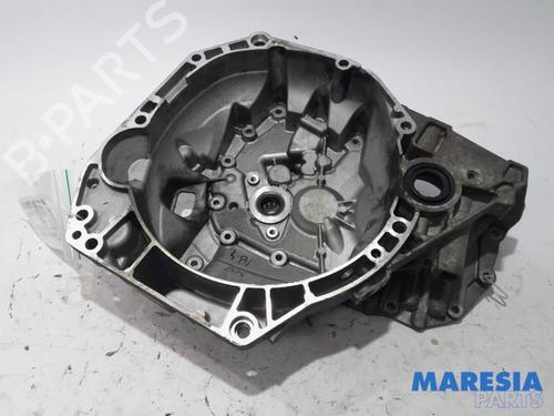 Used Manual Gearbox (For Parts) RENAULT CLIO IV (BH_) 0.9 TCe 90 (BHNF, BHMA, BHMH, BHJK, BHJR) (90 hp) 31384277
