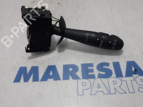 Used Steering column stalk RENAULT ESPACE IV (JK0/1_) 2.0 dCi (JK01, JK02, JK1J, JK1K, JK1H) (150 hp) 31424335