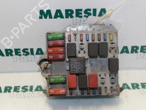 Used Fuse box ALFA ROMEO 147 (937_) 1.6 16V T.SPARK ECO (937.AXA1A, 937.BXA1A) (105 hp) 31403667